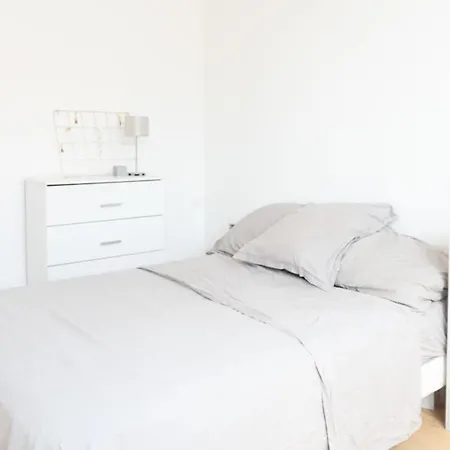Luminous Apt At Bastille 아파트 파리