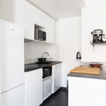 Luminous Apt At Bastille 아파트 파리